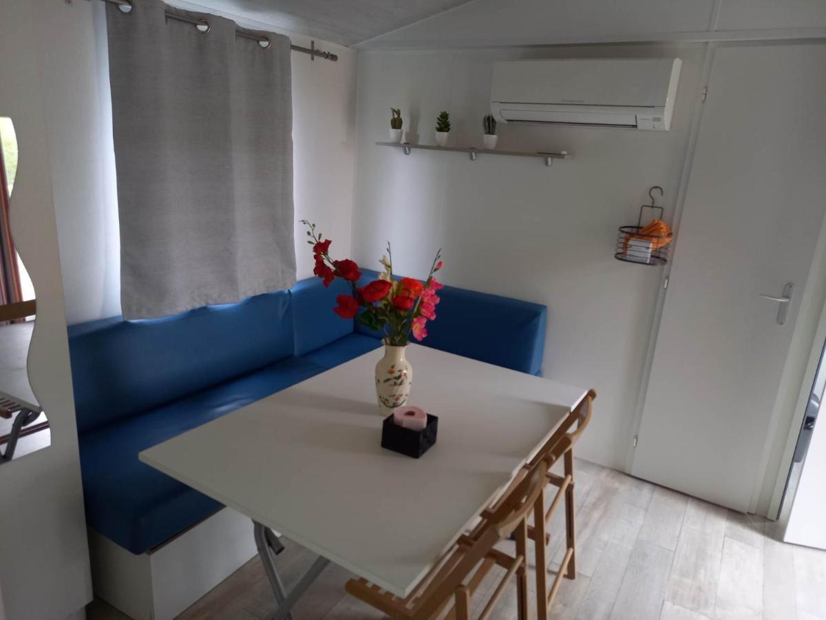 Mobilhome 6 Pers Avec Clim Saint-Georges-de-Didonne ภายนอก รูปภาพ